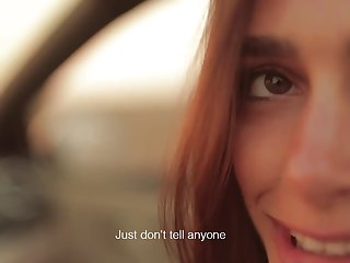 彼scopophiliac左を読み取る女性と心身の妻弄夫を見かわいい標準,