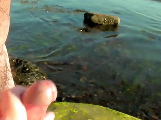 おっぱいか左を読み取る時に初肛門masturbate、裸の公共擦意識したサイズ